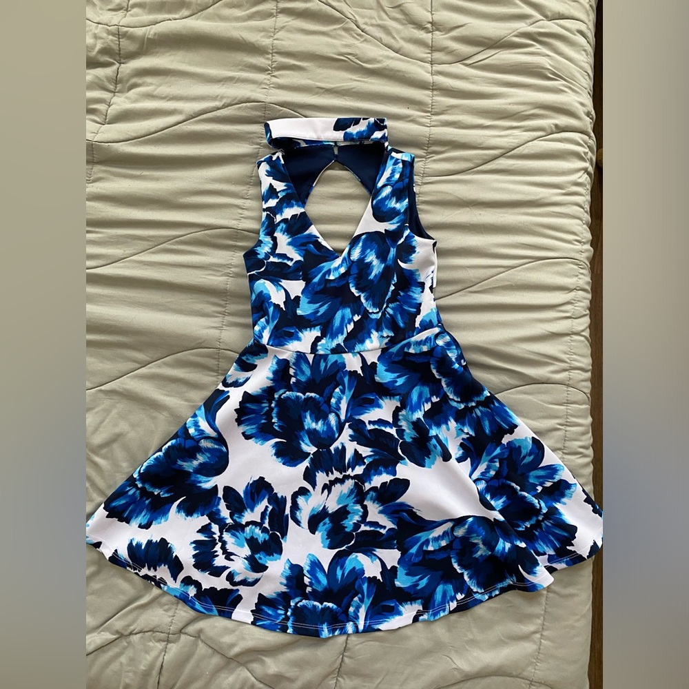 Rare Editions Women’s Dress size Medium (M)